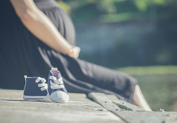 Εξέταση αυχενικής διαφάνειας