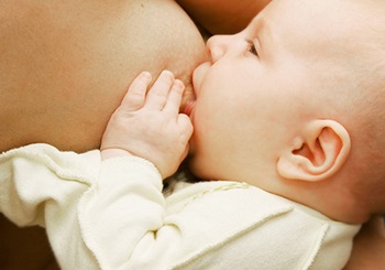 Τα 10 Βήματα της UNICEF για επιτυχή Μητρικό Θηλασμό