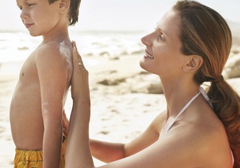 Προληπτικά μέτρα για ένα ασφαλές καλοκαίρι με το παιδί