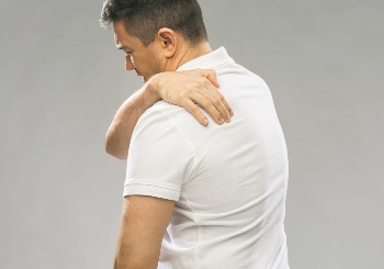 Παθήσεις του ώμου στη μέση ηλικία