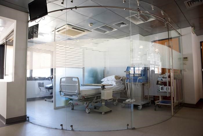 monada_texnitou_nefrou_1