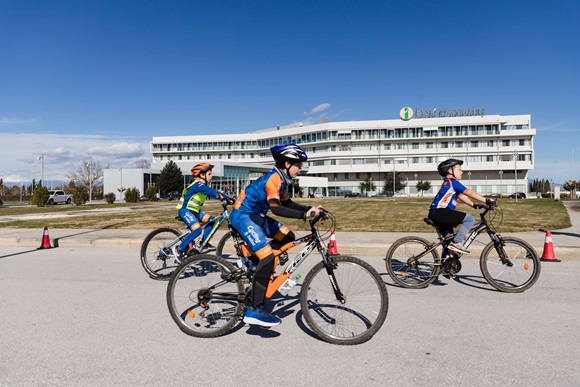 Παιδικός ποδηλατικός αγώνας στο ΙΑΣΩ Θεσσαλίας Χαμόγελα, συμμετοχή και αγάπη για το ποδήλατο