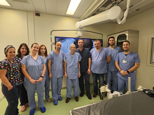 Πρωτοποριακή επέμβαση διαδερμικής σύγκλεισης μεσοκολπικής επικοινωνίαςστο ΙΑΣΩ Θεσσαλίας