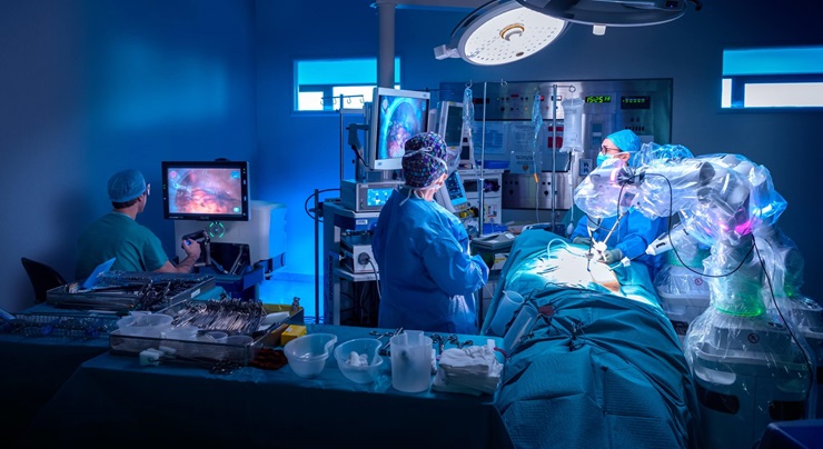 product-versius-nhs-hospital product-versius-nhs-hospital